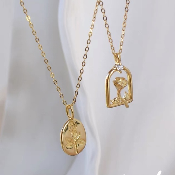 🌹Vermeil Gold Rose Charm Necklace gold plated sterling silver - Picture 7 of 9